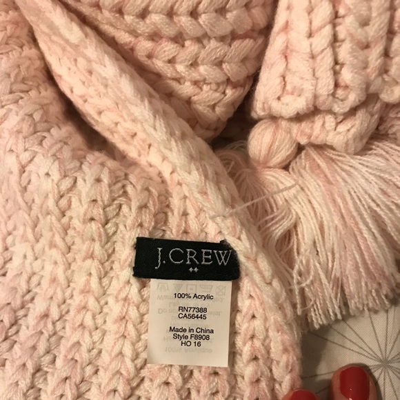 JCREW COZY PINK SCARF - Picture 2 of 5